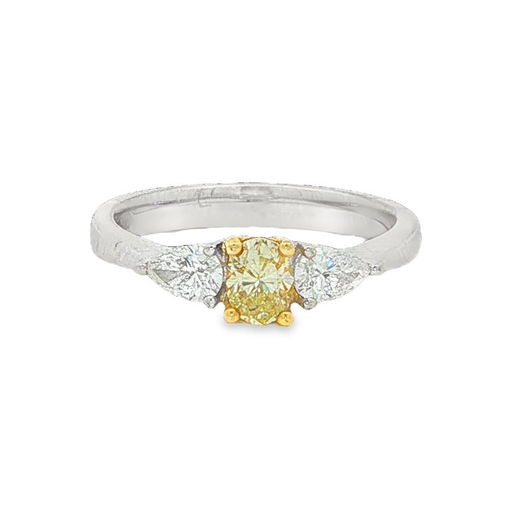 18CT White Gold & Diamond